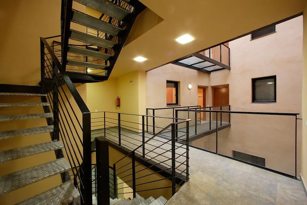 Habitat Apartments Carders Barcelona